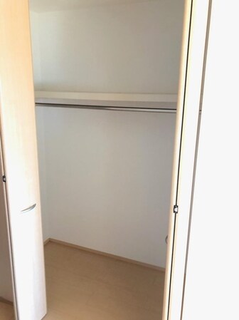 Dolly Varden IIの物件内観写真